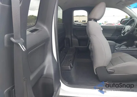 2023 Toyota Tacoma Sr z USA, uszkodzony, nr VIN 3TYRX5GN7PT088462